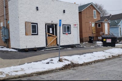 /international/us/910-park-street-syracuse-ny-110105116422/