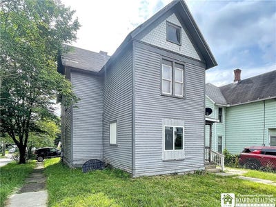 /international/us/96-bowen-street-jamestown-ny-110100984259/