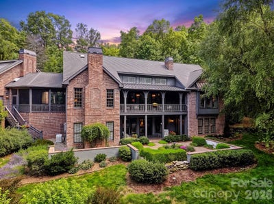 /international/us/1333-solomon-circle-hendersonville-nc-110109294953/