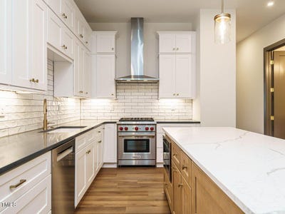 /international/us/1523-havenmont-court-raleigh-nc-110104495242/