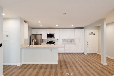/international/us/4727-w-147th-street-lawndale-ca-110100941227/?lang=en