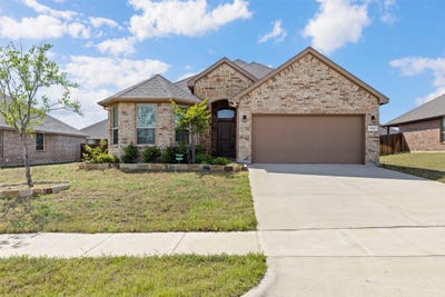 /international/us/3437-lauren-street-krum-tx-110107195390/