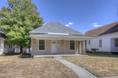 /international/us/111-s-connor-avenue-joplin-mo-110120752789/