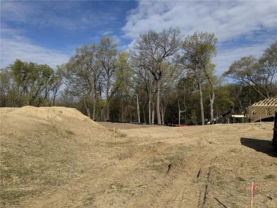 /international/us/6528-peaceful-lane-chanhassen-mn-110108151254/