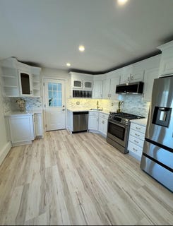 /international/us/365-glen-drive-shirley-ny-110097837884/