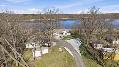 /international/us/18559-empire-trail-burtrum-mn-110107385965/