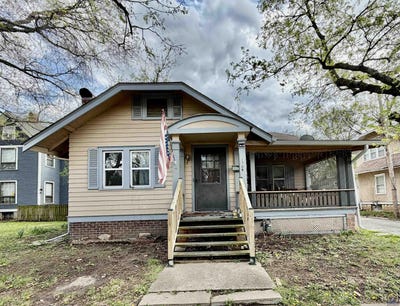 /international/us/1709-sw-15th-st-topeka-ks-110107240721/