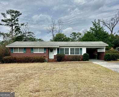 /international/us/1206-mcree-drive-valdosta-ga-110105885343/
