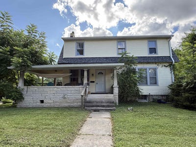 /international/us/328-s-arbutus-drive-bloomington-in-110100924938/