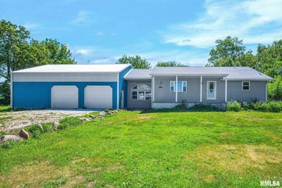 /international/us/118-s-locust-street-williamsfield-il-110108584884/