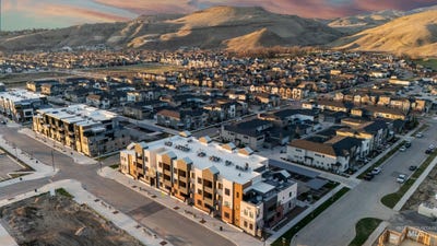 /international/us/4430-e-haystack-st-boise-id-110108911001/