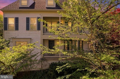 /international/us/12845-mill-brook-court-woodbridge-va-110107689461/