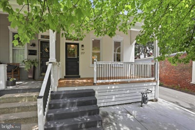 /international/us/217-nevin-street-lancaster-pa-110108569063/