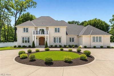/international/us/26921-hilliard-boulevard-westlake-oh-110108384995/