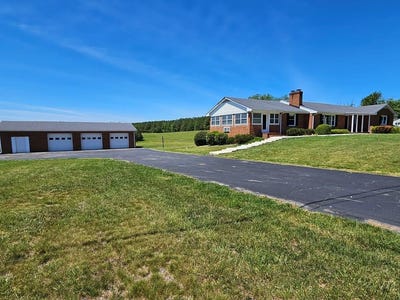 /international/us/3407-red-house-rd-rustburg-va-110106447306/