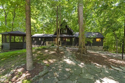 /international/us/2117-averette-road-wake-forest-nc-110101194786/