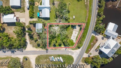 /international/us/314-se-twelfth-st-steinhatchee-fl-110109066199/
