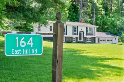/international/us/164-east-hill-road-brookfield-vt-110108665490/
