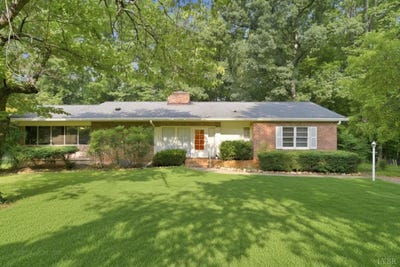 /international/us/115-howard-drive-lynchburg-va-110119422119/