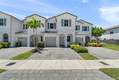 /international/us/2683-se-12th-st-homestead-fl-110110269840/