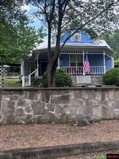 /international/us/502-n-rock-street-yellville-ar-110108299284/