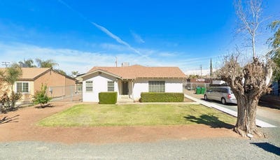 /international/us/22750-white-avenue-strathmore-ca-110106119309/