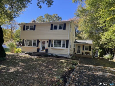 /international/us/20-bayberry-lane-montville-ct-110120531236/
