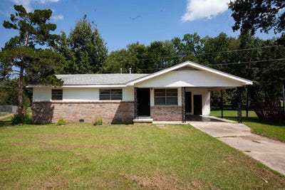 /international/us/1401-rebel-drive-jacksonville-ar-110107936624/