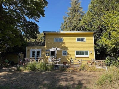 /international/us/1921-lopez-way-point-roberts-wa-110110335031/