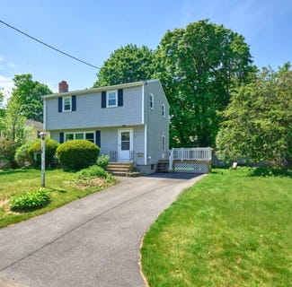 /international/us/73-birch-road-framingham-ma-110108341457/