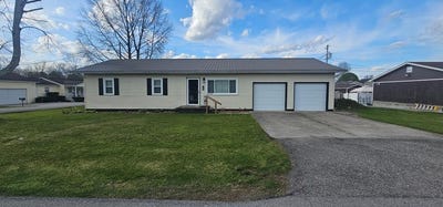 /international/us/1021-kennedy-st-louisa-ky-110106929241/