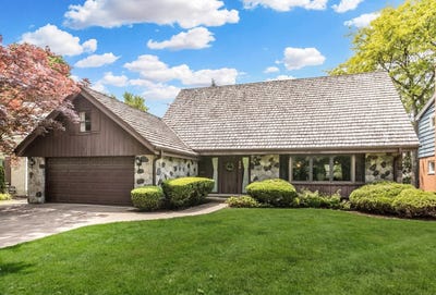 /international/us/700-s-hamlin-avenue-park-ridge-il-110108737679/