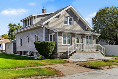 /international/us/924-shakespeare-avenue-stratford-ia-110120455890/