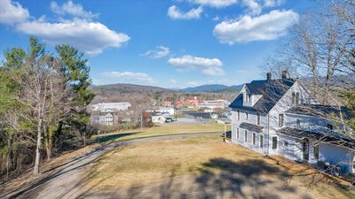 /international/us/154-mitchell-dr-new-castle-va-110106324972/
