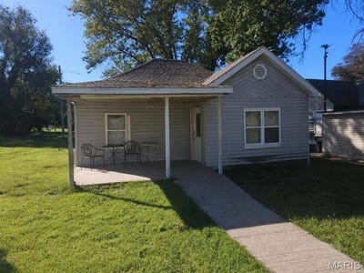 /international/us/417-n-engineer-ave-sedalia-mo-110120413695/
