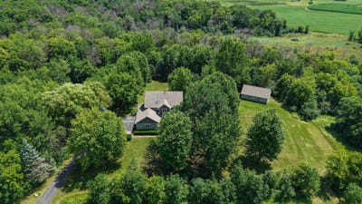 /international/us/4749-s-lake-sarah-drive-independence-mn-110119605251/