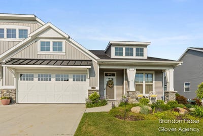/international/us/11116-view-pond-court-allendale-mi-110107173509/