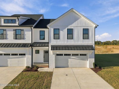 /international/us/304-colmar-way-greenville-nc-110109291513/