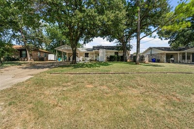 /international/us/153-rhoades-street-azle-tx-110101266689/