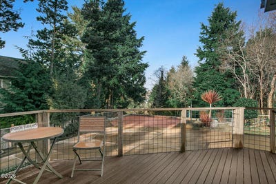/international/us/240-sw-view-drive-waldport-or-110104930007/