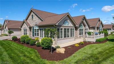 /international/us/1930-fairways-drive-streetsboro-oh-110108066706/