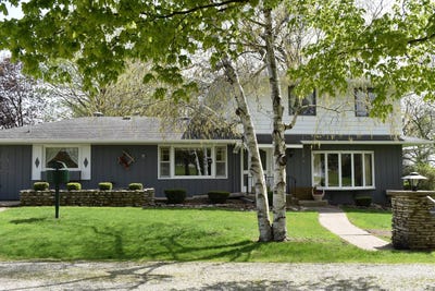 /international/us/17864-e-1700-north-road-pontiac-il-110099139131/