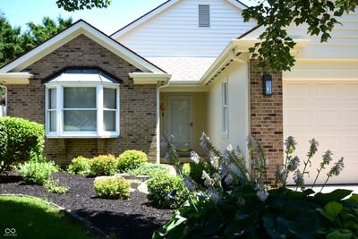 /international/us/15-ash-hill-court-batesville-in-110108845702/