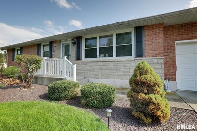 /international/us/1226-saint-charles-drive-quincy-il-110109134092/