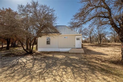 /international/us/6199-county-road-335-anson-tx-110105900702/