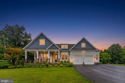 /international/us/9801-thoroughbred-road-warrenton-va-110108338126/