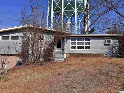 /international/us/320-westview-road-gardendale-al-110105510697/