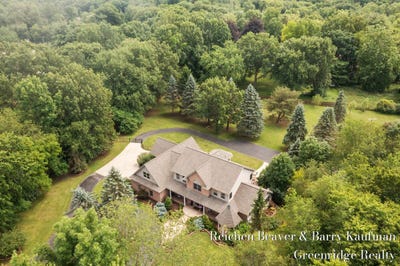 /international/us/3745-beeman-road-williamston-mi-110109453373/