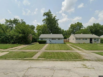 /international/us/15112-honore-avenue-harvey-il-110106433880/