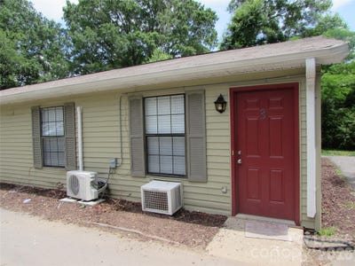 /international/us/374-water-street-mooresville-nc-110108438592/